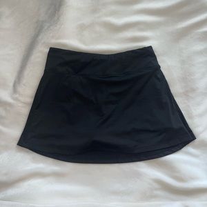 Black mini skort